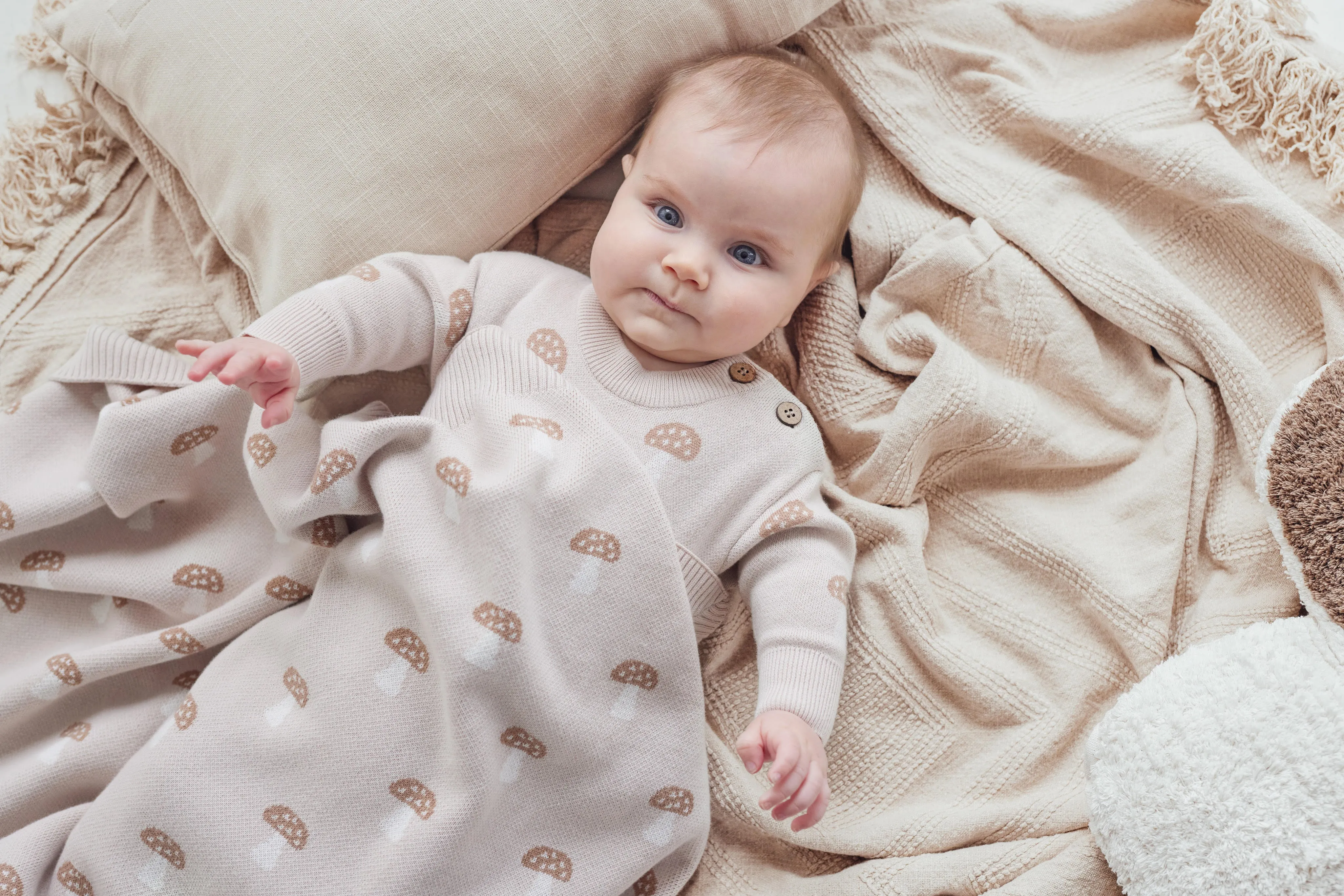 AW25 - Knit Blanket - Mushroom