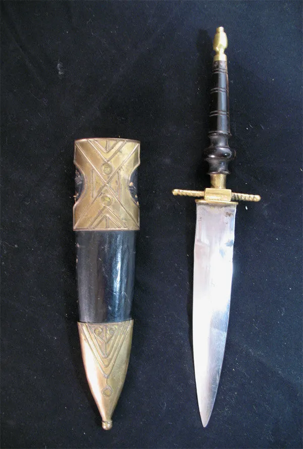 VINTAGE OLD KNIFE DAGGER BLADE INDIA Carved HANDLE Brass CASE Estate